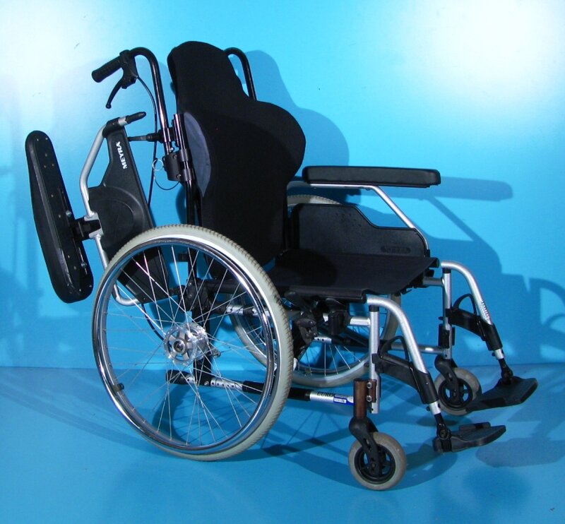 Scaun cu rotile Meyra - latime sezut 53 cm