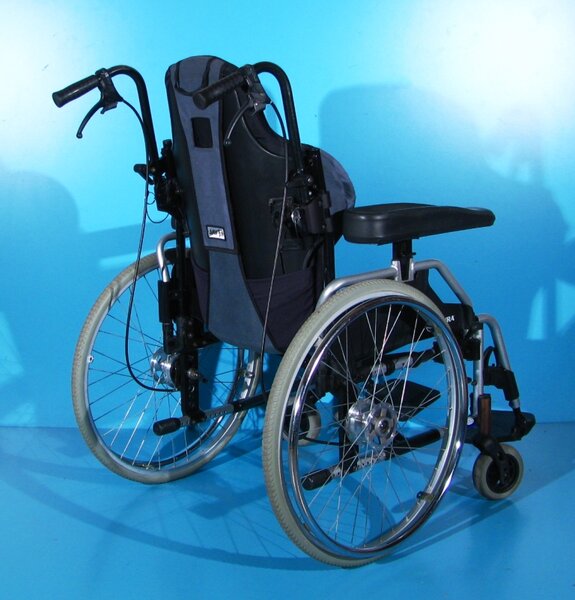 Scaun cu rotile Meyra - latime sezut 53 cm